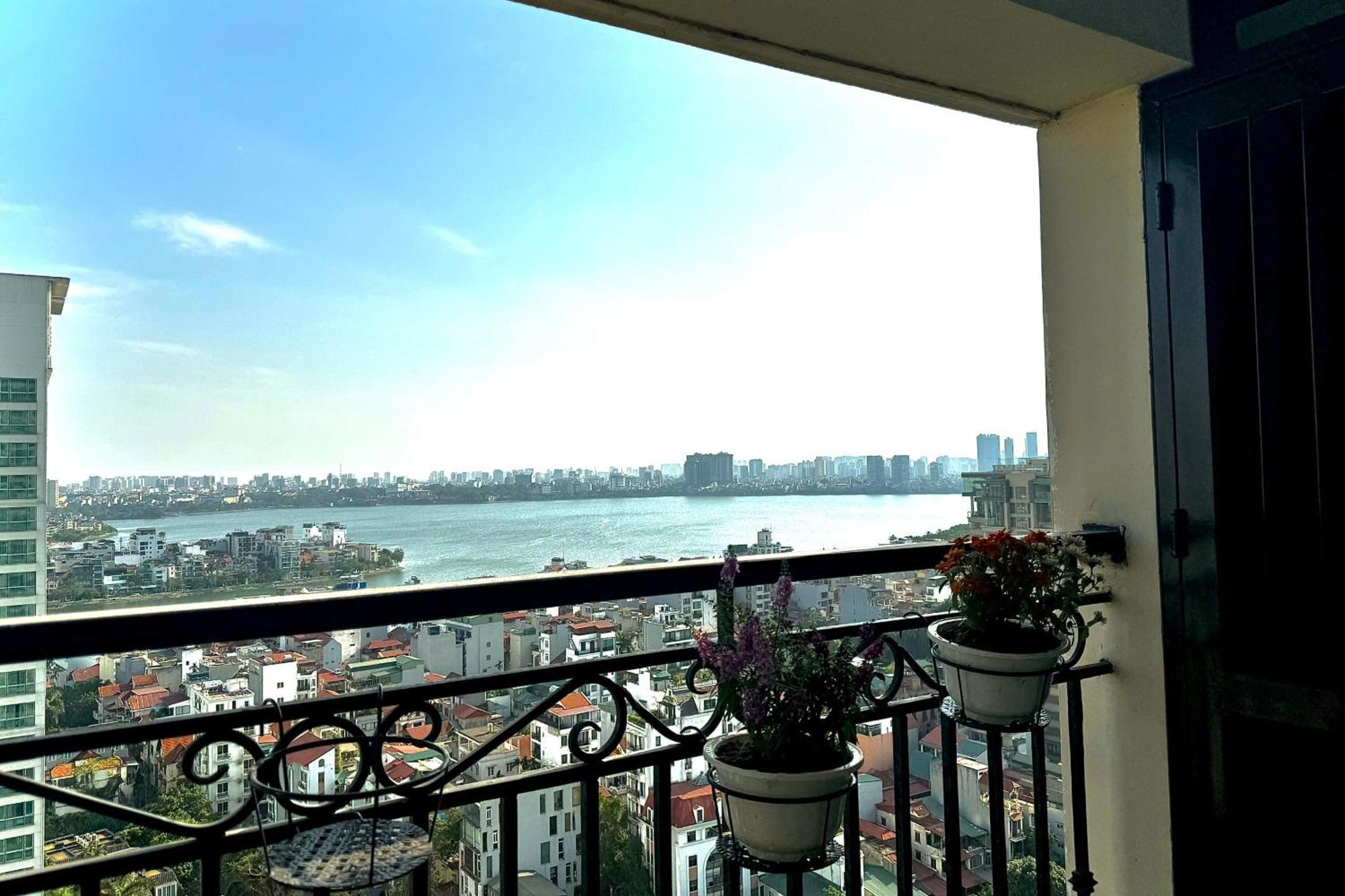 D'Leroi Soleil - Westlake Suite & Apartment Hanoi Kültér fotó